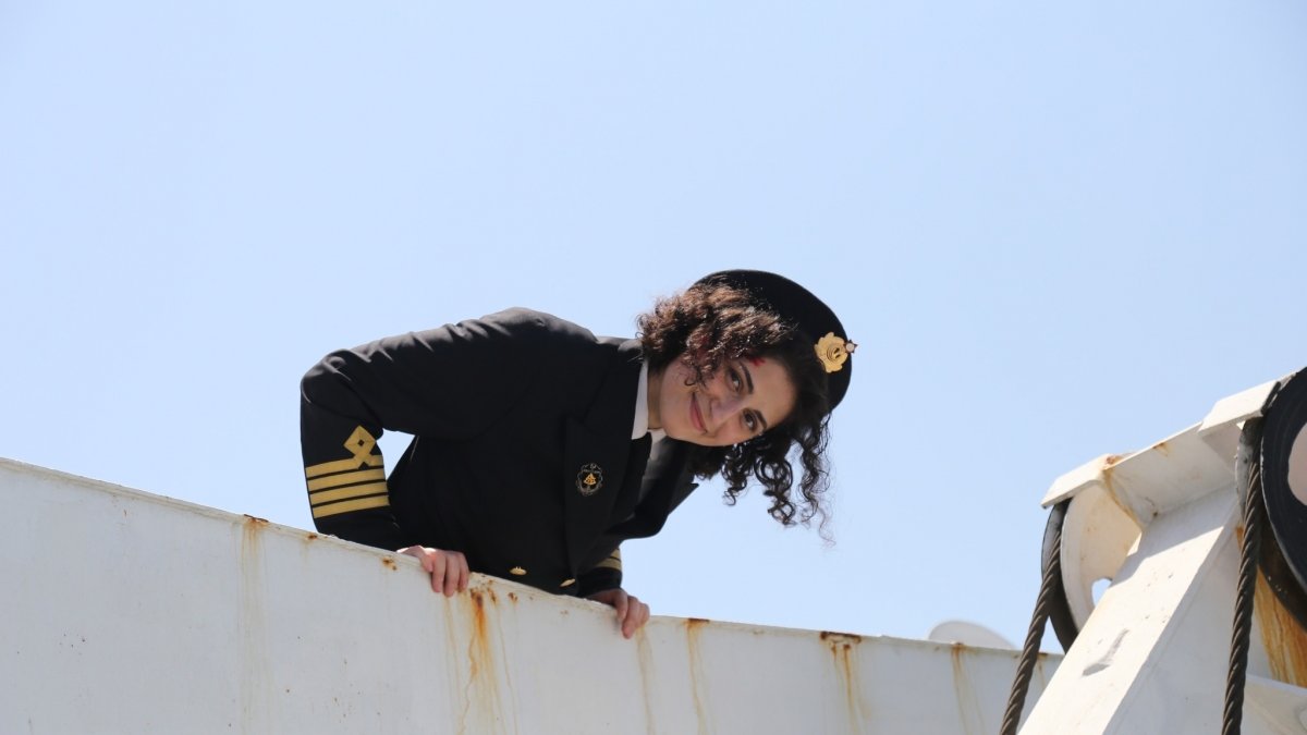 Azərbaycanın ilk qadın gəmi kapitanına həsr olunmuş “Şövkət” filminin çəkilişləri başa çatıb