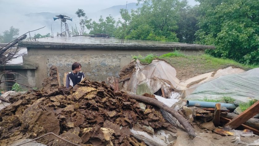 Flash floods and landslides kill 56 people in Pakistan