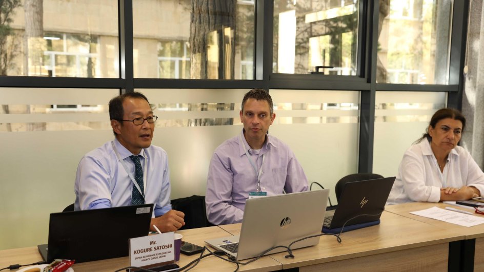 Baku State University hosts international expert meeting on global navigation satellite systems