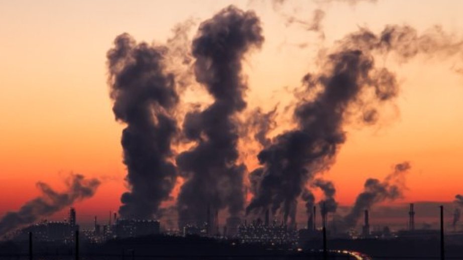 “Carbon Monitor”: Karbon emissiyası Çində azalıb, ABŞ-da isə artıb