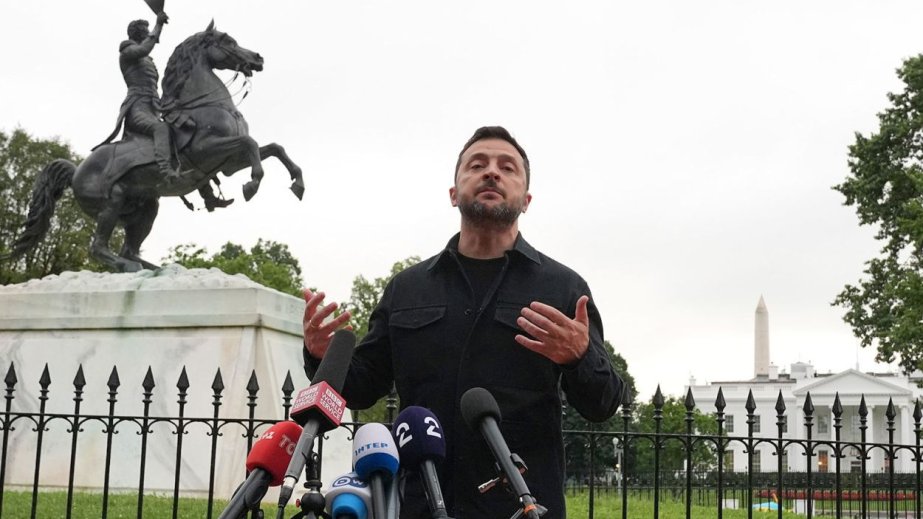 Zelenski: Ukraynanın təhlükəsizliyi təminatına Avropa maliyyəsi hesabına 90 milyard dollarlıq Amerika silahının alınması daxildir