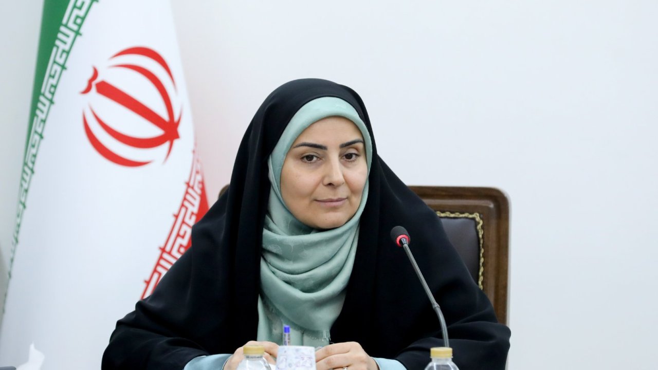 İran, Azərbaycan və Ermənistan arasında dəmiryolu tranzitdə effektiv rola malik ola bilər – Fərzanə Sadiq