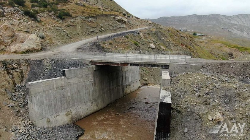 Quba-Xınalıq yolunda yeni körpünün inşası yekunlaşmaq üzrədir