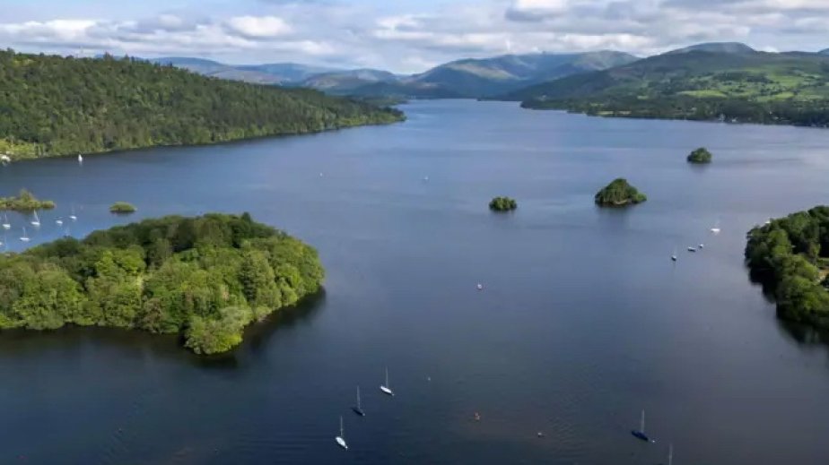 Harmful bacteria 'highest in summer' in Windermere