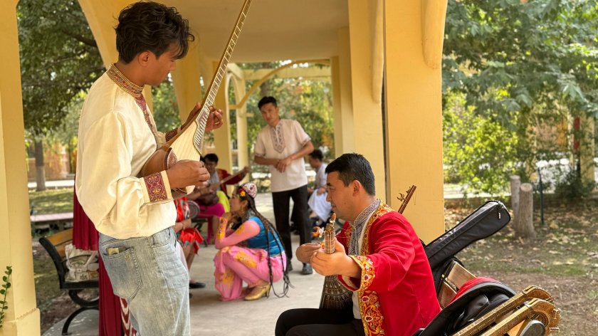 Kaşqar – Şərqlə Qərbin kəsişməsində yerləşən məkan