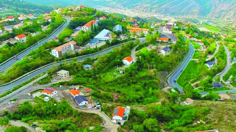 Laçın şəhəri yalnız coğrafi deyil, həm də geosiyasi mərkəzə çevrilməkdədir ŞƏRH