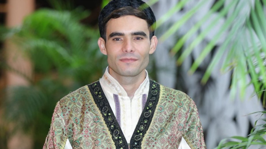 Səhnənin növbəti Məcnunu, sənətin Dəvası - Kənan Novruzovla - MÜSAHİBƏ