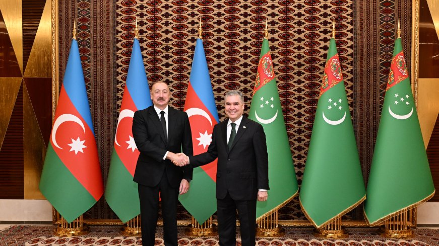 One-on-one meeting between President Ilham Aliyev, Gurbanguly Berdimuhamedov kicks off