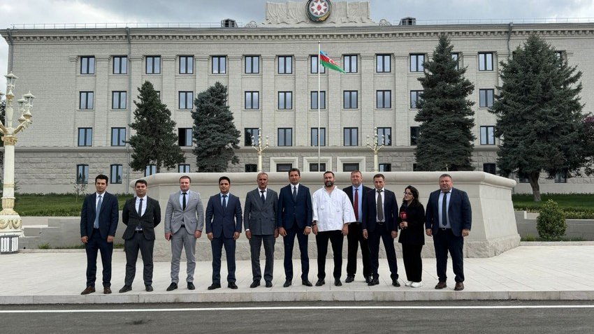 Rumıniyalı senator Qarabağda aparılan bərpa-quruculuq işləri barədə məlumatlandırılıb