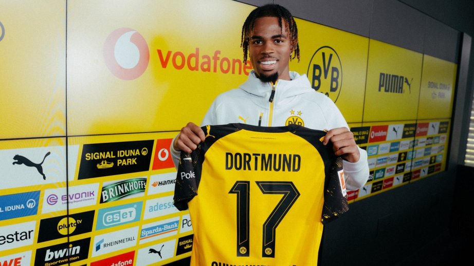 Almaniya nəhəngi “Çelsi”nin futbolçusunu alıb