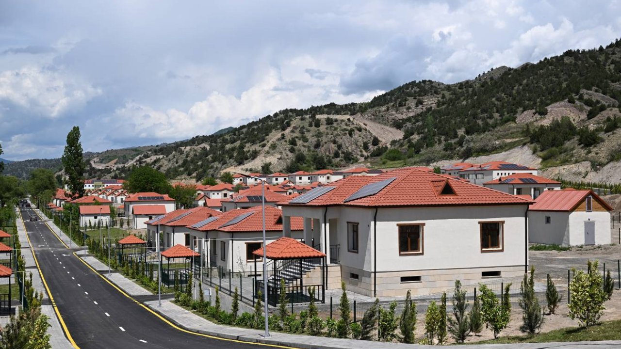 Bu gün Azərbaycanda Laçın şəhəri günü qeyd olunur