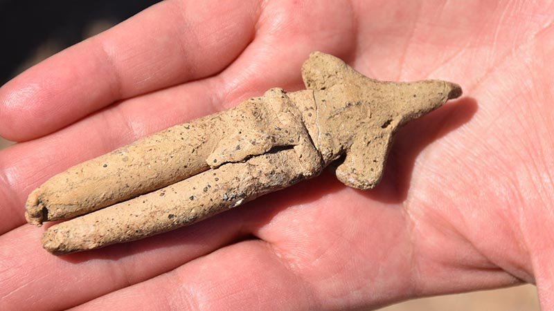 Ulucak Höyüğü'nde 8 bin yıllık Göbeklitepe üslubunda heykelcik