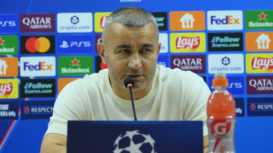 Qurban Qurbanov: Futbolçularımla qürur duyuram