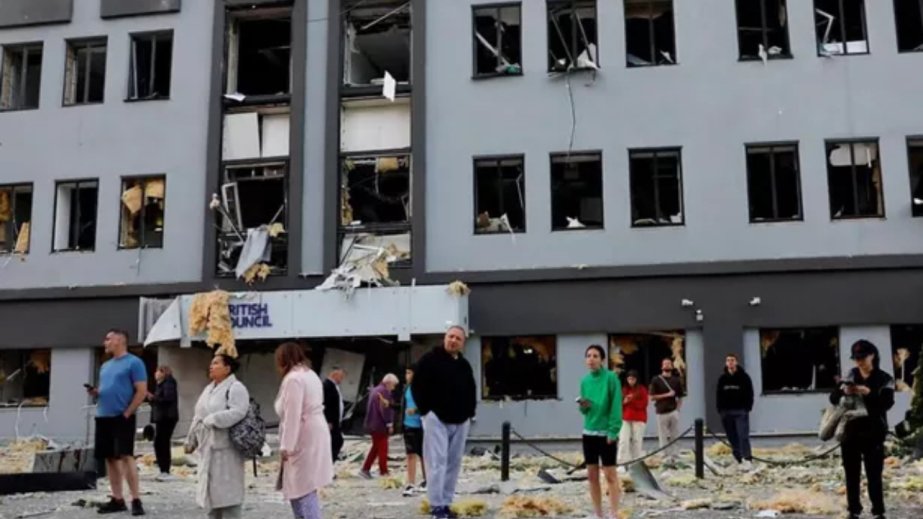 Rusiyanın Kiyevə hücumu zamanı beynəlxalq təşkilatların ofislərinə ziyan dəyib, 1 nəfər yaralanıb