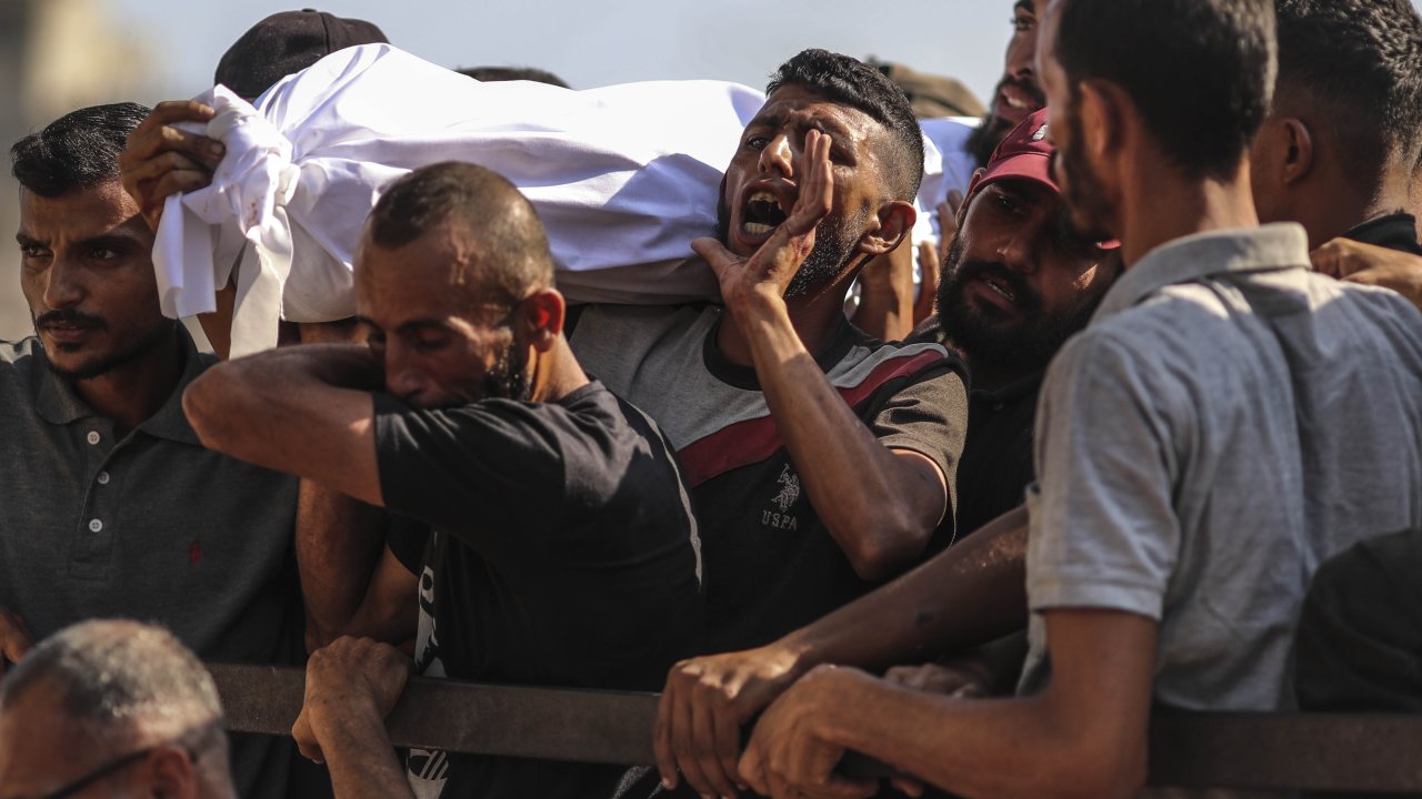 Gazze'de hayatını kaybedenlerin sayısı 63 bini aştı