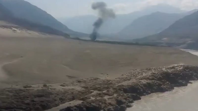 Pakistan'da helikopter düştü: 5 ölü