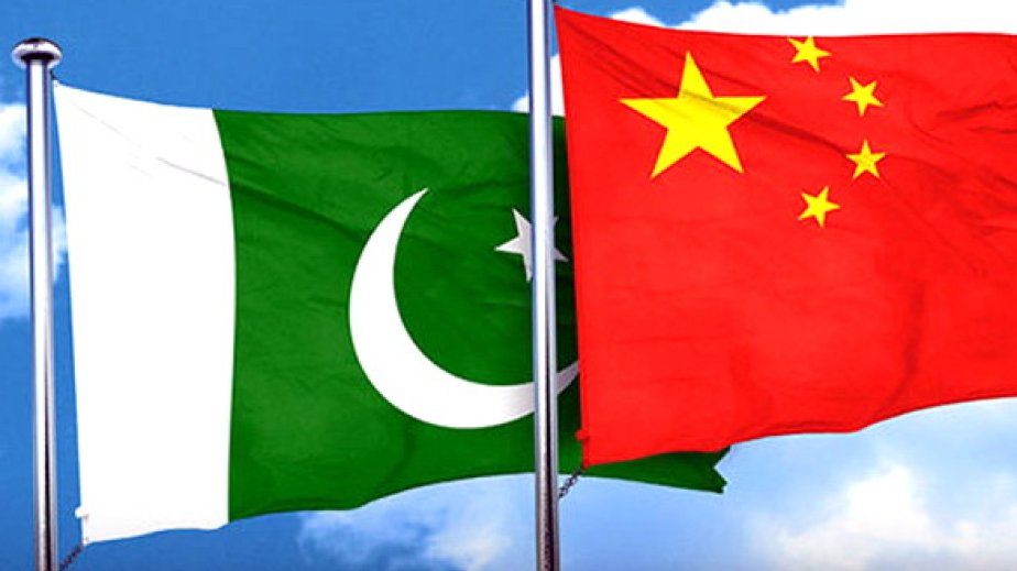 Prime Minister of Pakistan meets Chinese President in Beijing