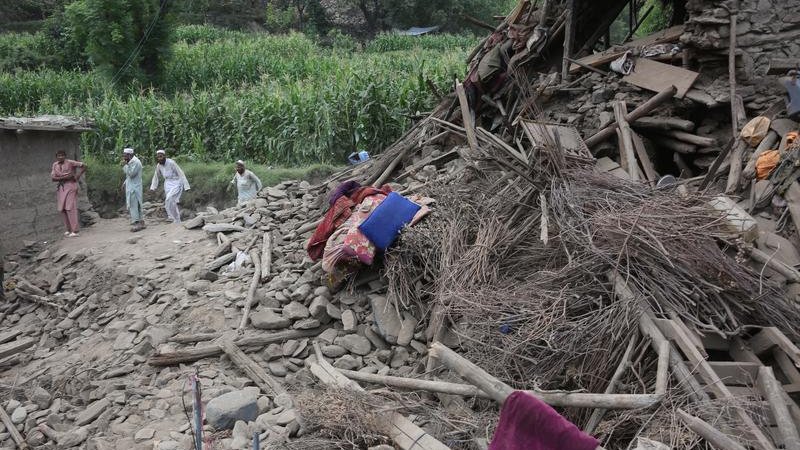 Afganistan'da meydana gelen depremde hayatını kaybedenlerin sayısı 1457’ye yükseldi