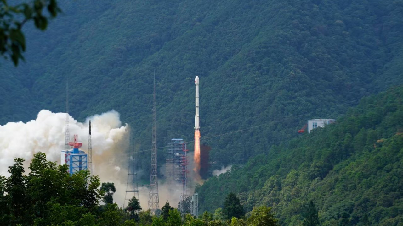 Çin, 'Shiyan-29' uydusunu fırlattı