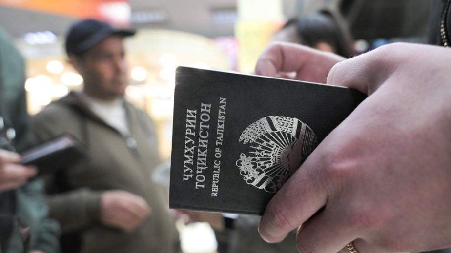 Rusiya sentyabrın 11-dən qanuni statusu olmayan əcnəbiləri deportasiya edəcək