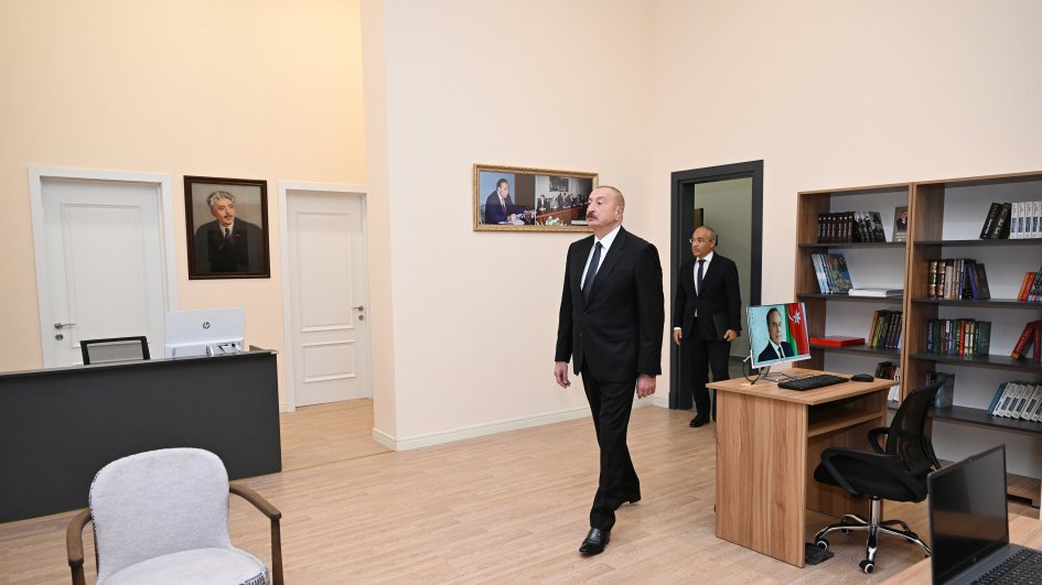 Prezident İlham Əliyev Azərbaycan Yazıçılar Birliyinin Səməd Vurğun adına Yaradıcılıq Evinin açılışında iştirak edib