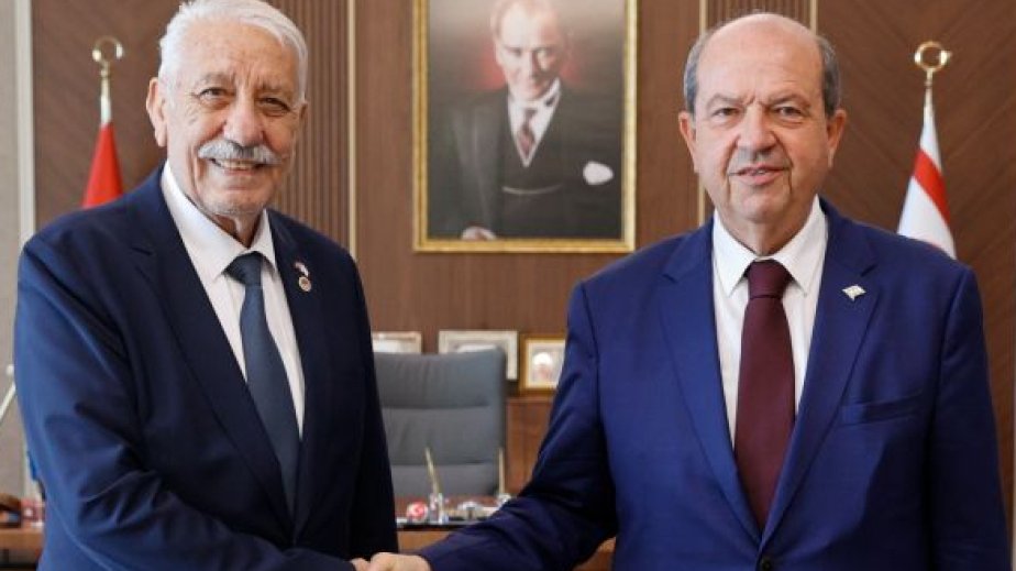 TDT Ağsaqqallar Şurasında Şimali Kipri yazıçı Oktay Öksüzoğlu təmsil edəcək