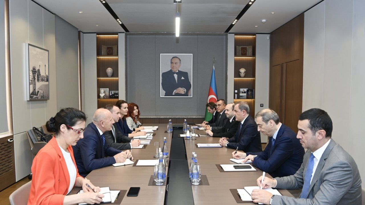 Azərbaycan və Serbiya arasında siyasi məsləhətləşmələr keçirilib