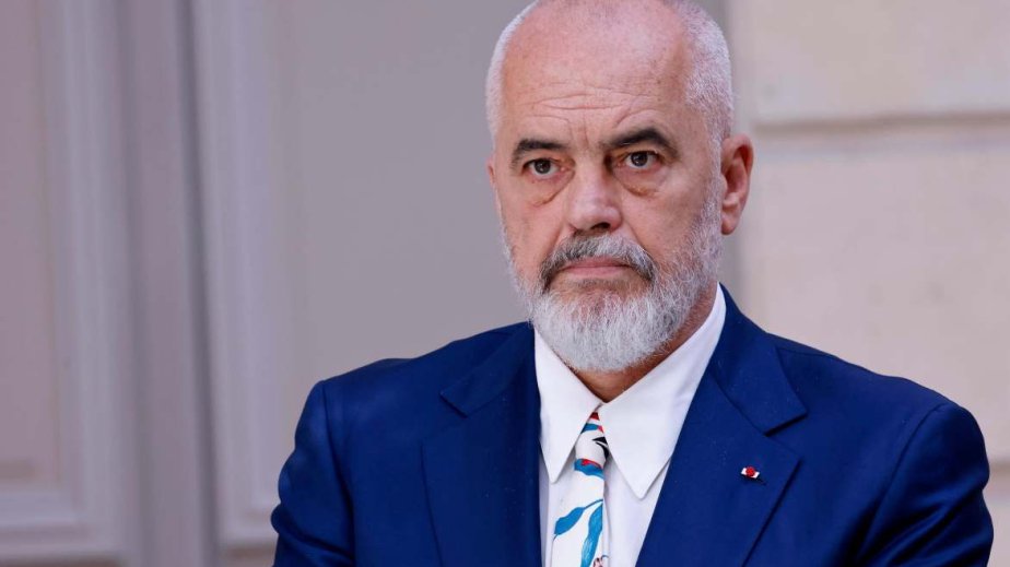 Dünyada ilk süni intellekt “naziri” Albaniyada təyin edilib