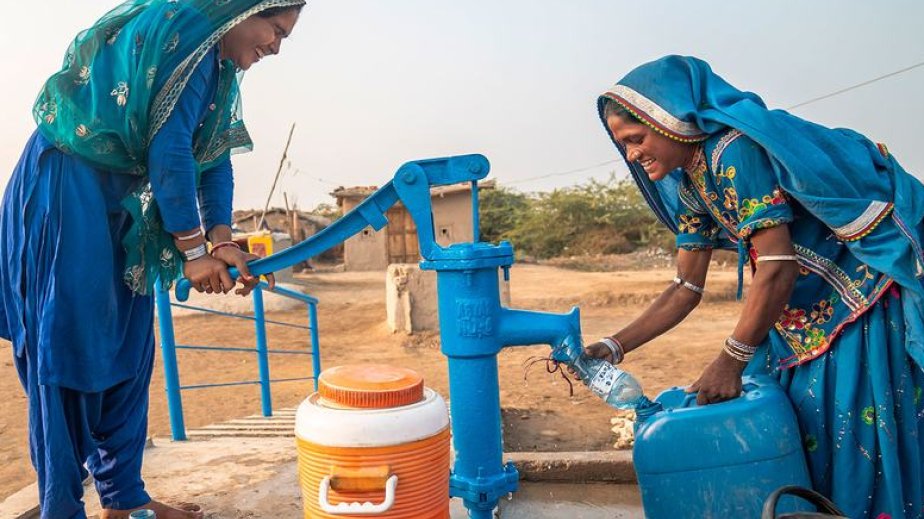 UN Secretary General`s Special Envoy: An estimated 2.4 billion people live in countries experiencing water stress