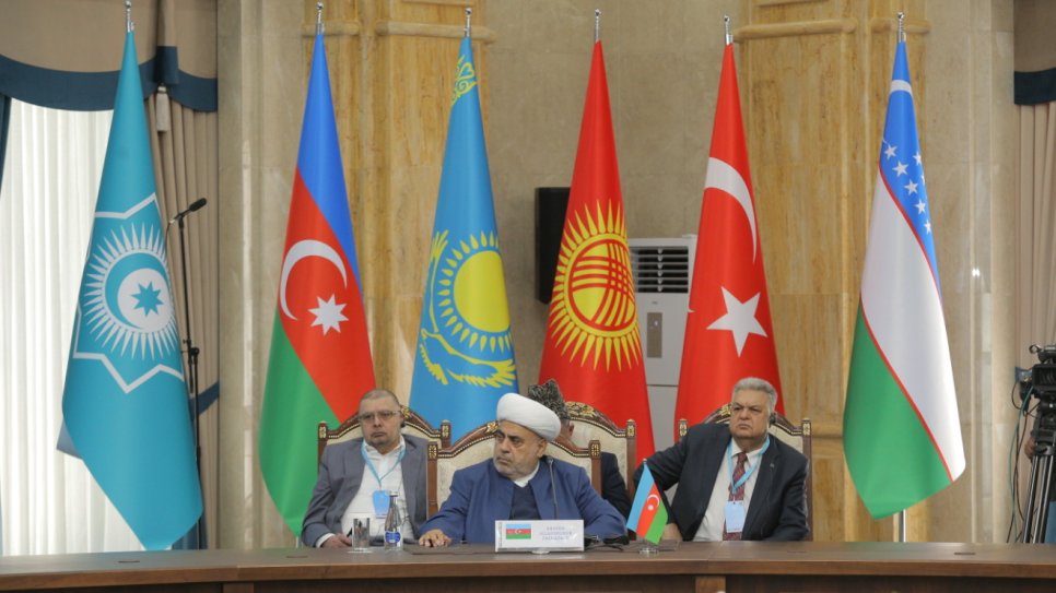 Azərbaycan TDT dini liderlərinin VI toplantısında təmsil olunub