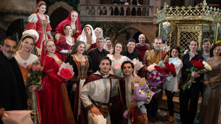 “Bolşoy teatr”da Elçin Əzizovun quruluşunda “İolanta” operasının premyerası olub