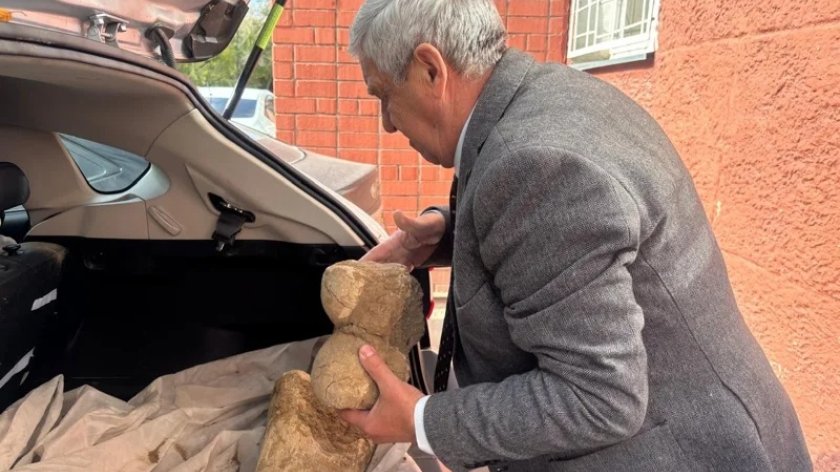 Qazaxıstanda 15 min il əvvəl aid olan mamont sümüyü tapılıb