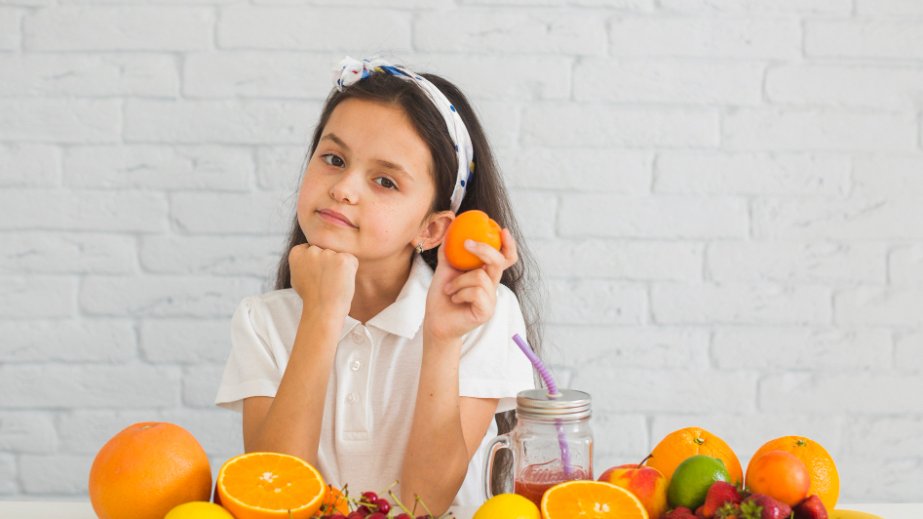 Səhiyyə Nazirliyinin mütəxəssisi uşaqlarda immuniteti gücləndirən qidaları açıqlayıb