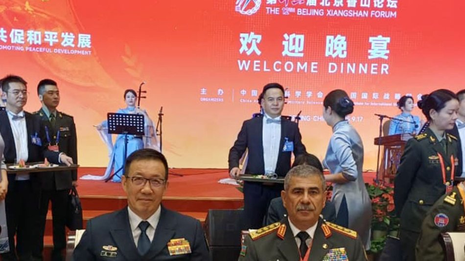 Azerbaijan’s Minister of Defense pays working visit to China
