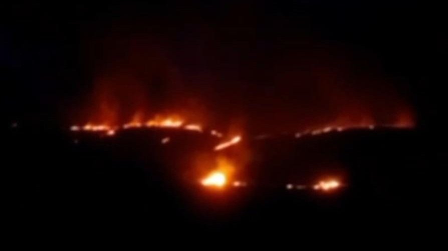 Türkiyənin Antalya vilayətində güclü meşə yanğını: turistlər otellərdən təxliyə olunur