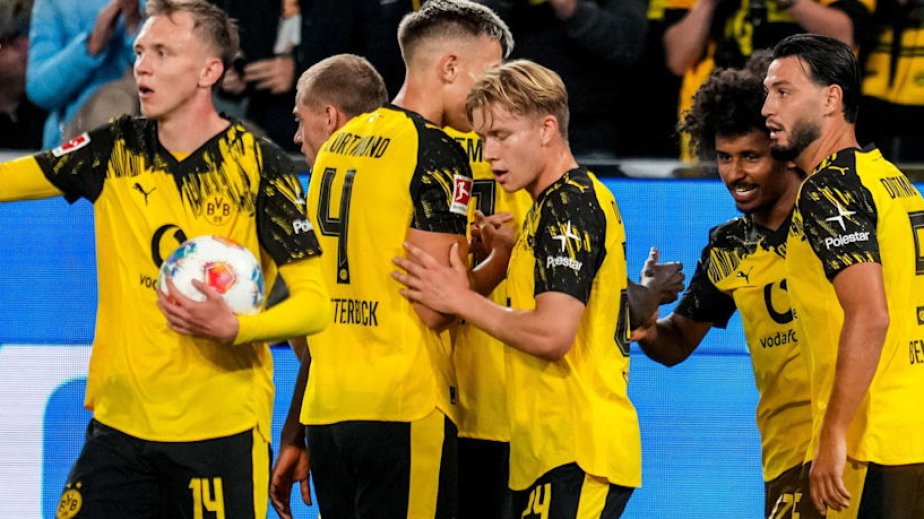 Dortmund win, narrow gap on Bayern in Bundesliga
