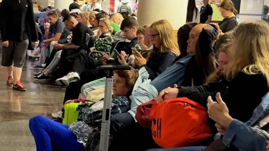 Soçi aeroportunda 60-a yaxın reys gecikir