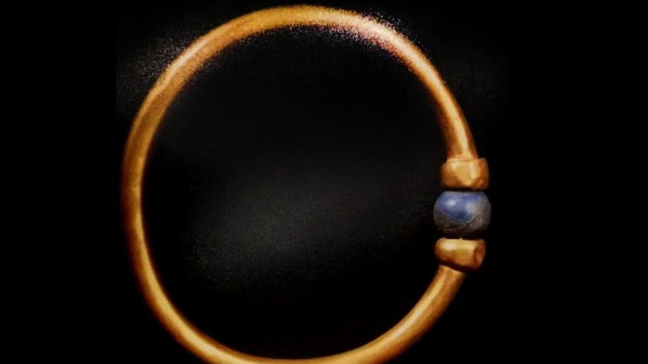 Anger in Egypt after pharaoh’s gold bracelet stolen from a Cairo museum is melted down