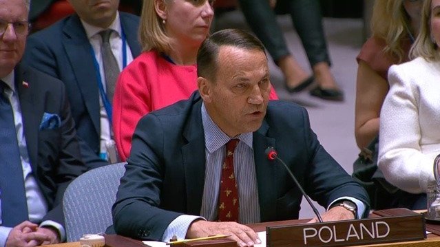 Polonya’dan Rusya’ya uyarı