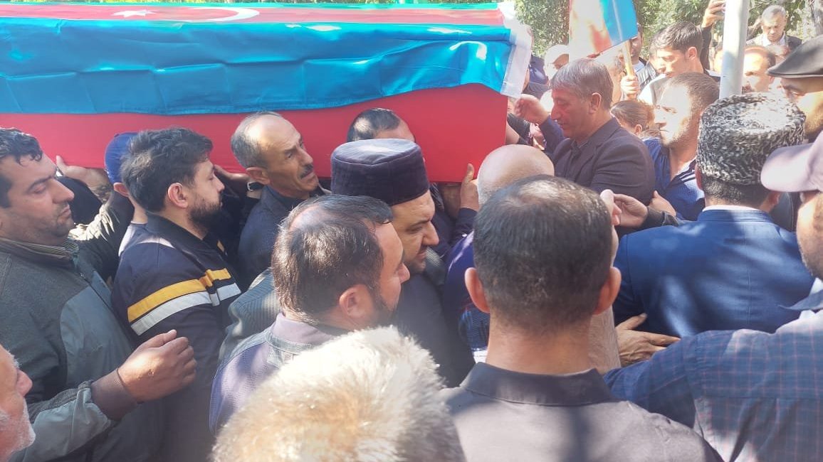 Kəşfiyyatçı Səyyaf Əhmədovla vida mərasimi keçirilir