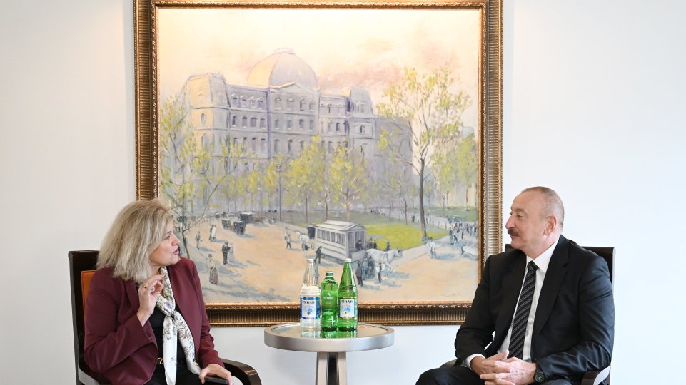 President Ilham Aliyev meets with CEO and President of Franklin Templeton in New York