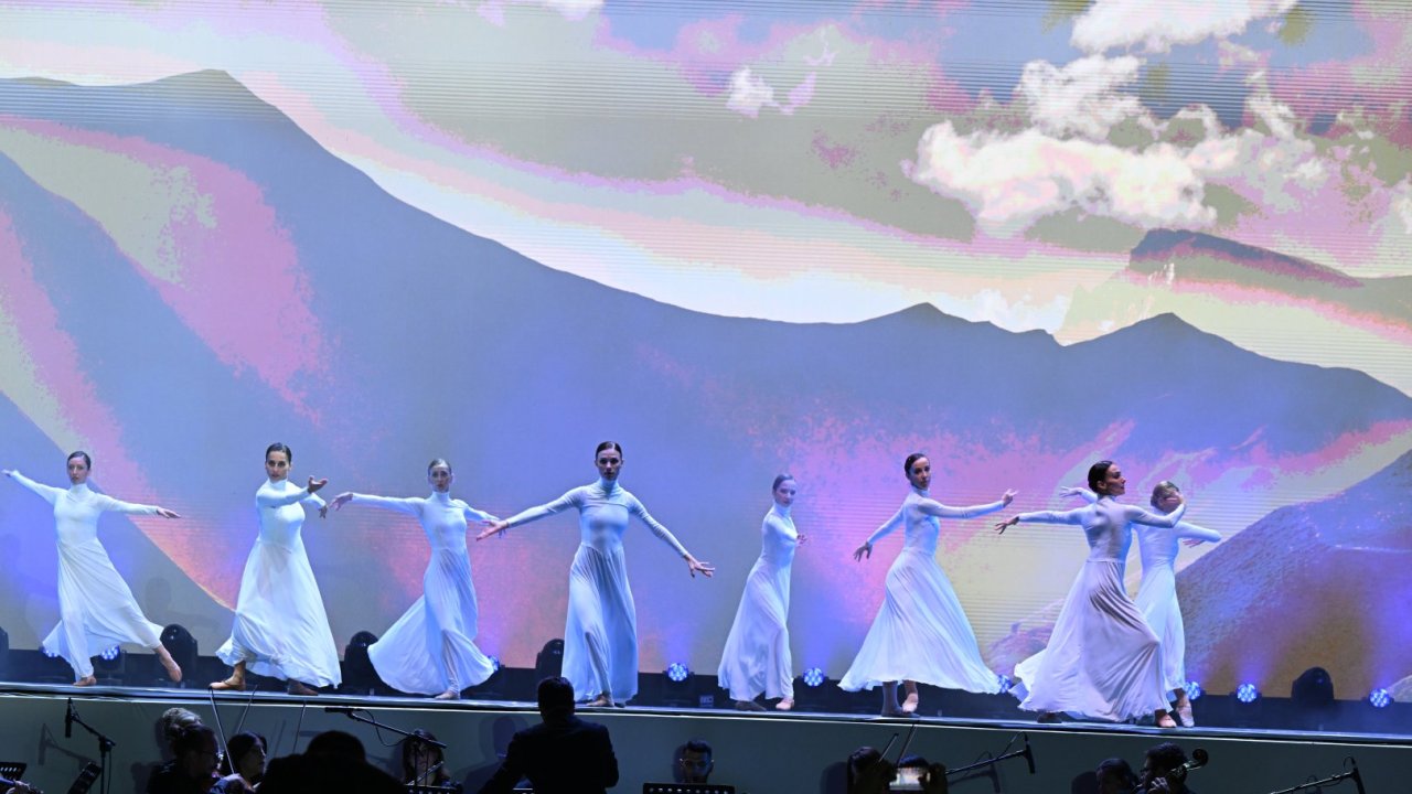 Nəsimi Bağları Kompleksində “Nəsimi dastanı” baletinin təqdimatı olub