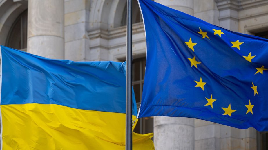 Avropa Komissiyası Rusiya aktivləri hesabına Ukraynaya kredit ayrılmasını təklif edib