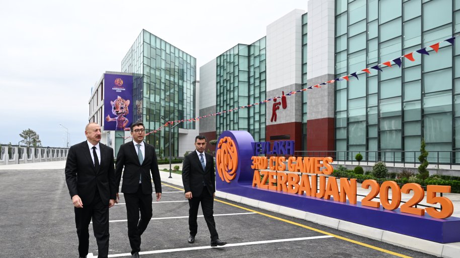 Prezident İlham Əliyev Yevlax Olimpiya İdman Kompleksinin açılışında iştirak edib