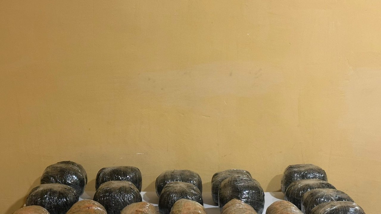 Azərbaycana külli miqdarda narkotik gətirməkdə təqsirləndirilən İran vətəndaşlarının məhkəməsi başlayır