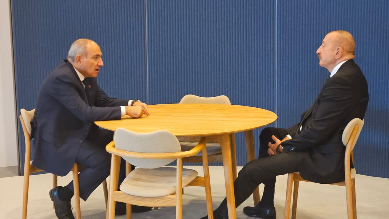 Prezident İlham Əliyevin Kopenhagendə Ermənistanın Baş naziri Nikol Paşinyan ilə görüşü olub