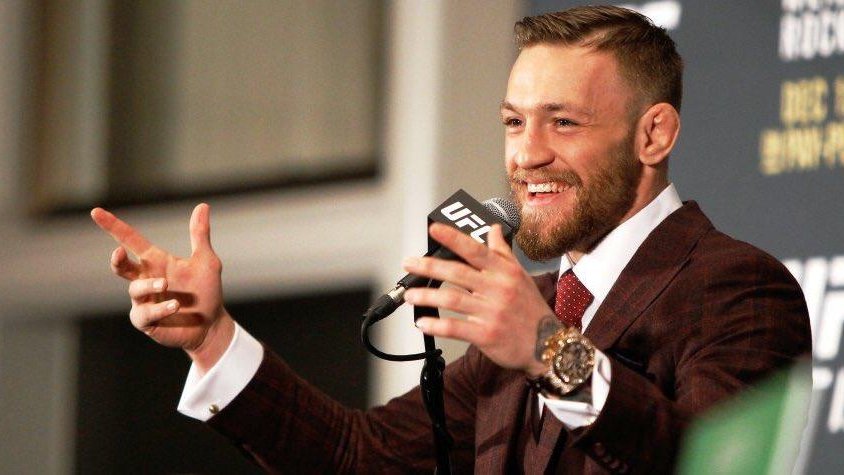 Makqreqor Ağ Evdə döyüşəcəyini elan edib