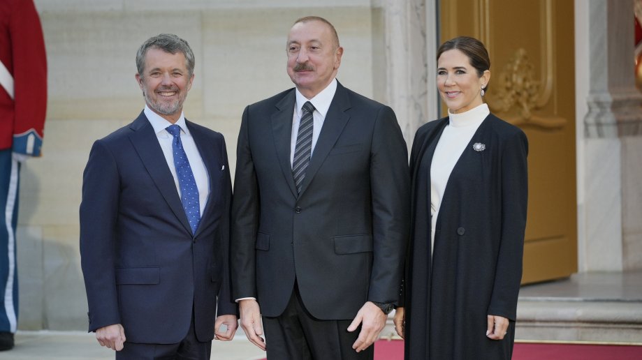 President Ilham Aliyev attends banquet in Copenhagen