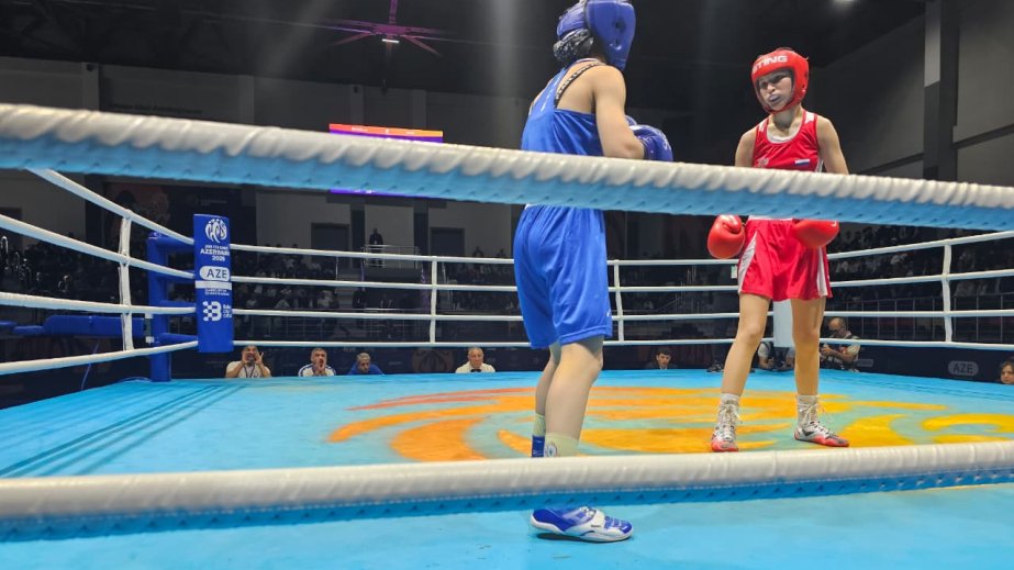 Azerbaijan`s female boxer claims 3rd CIS Games silver