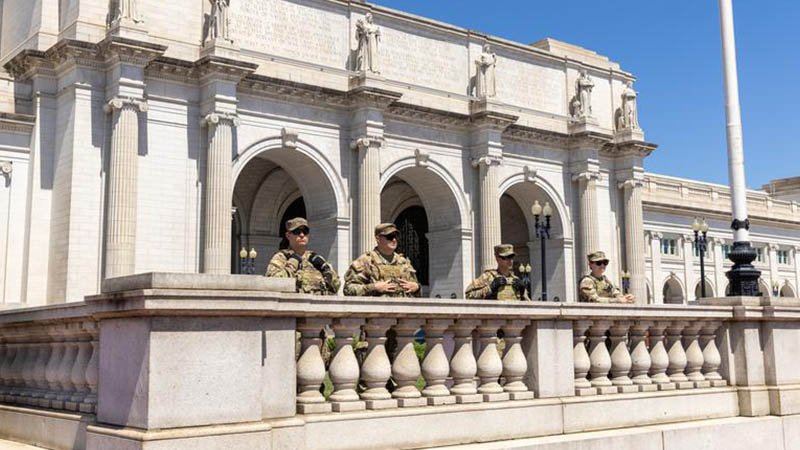 Trump yönetiminin Portland kentine Ulusal Muhafız görevlendirmesi geçici olarak durduruldu